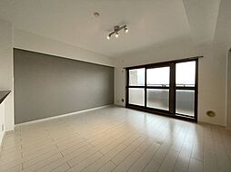 パデシオン桃山南　中古マンション 4LDKのリビング/ダイニング