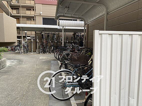 マンションには...