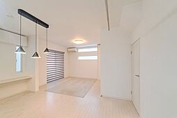 大津市大萱5丁目　中古一戸建て 4LDKのリビング/ダイニング