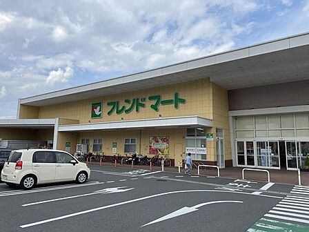 フレンドマート大津京店 徒歩17分。 1300m
