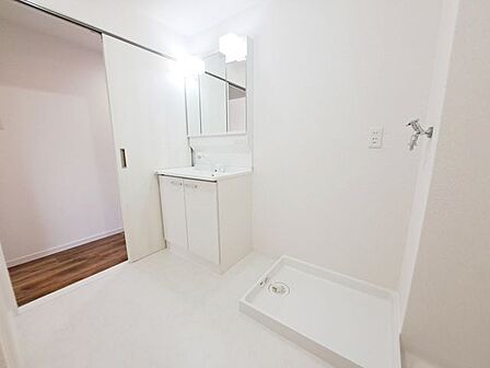 物件から受けた印象や、周辺の生活環境への疑問まで、気になることを何でも話してみてください。暮らしのイメージを一緒に整理していきましょう