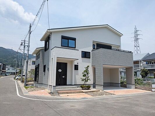 外観 大津市坂本2丁目　新築一戸建て　9号棟