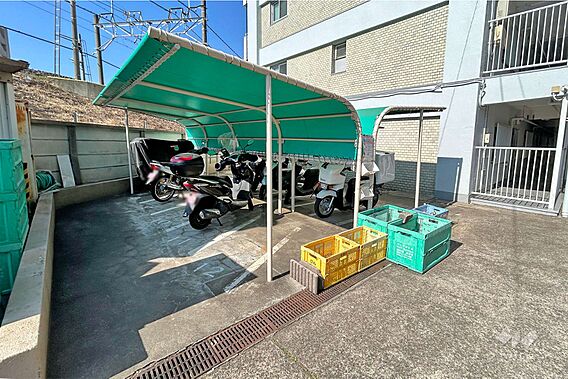 バイク置場