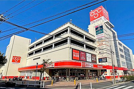 オリンピック(おりーぶ志村坂下店)の外観