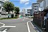 その他：敷地の西側前面道路（南側から）