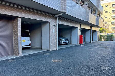 敷地内駐車場(屋内平面式)