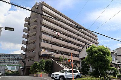 外観：ライオンズマンション川口青木の外観（北西側から）