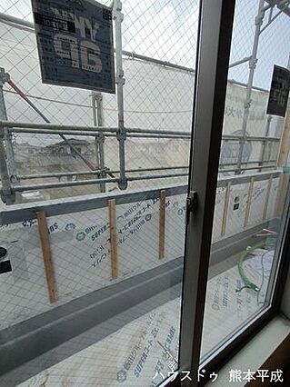 2階のバルコニ...