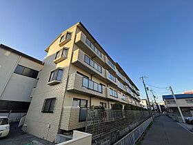 大阪府豊中市曽根南町3丁目8-2（賃貸マンション2LDK・3階・65.74㎡） その1