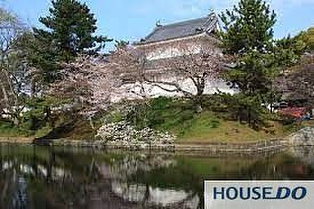 亀城公園 徒歩22分。 1760m