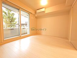 東急田園都市線 三軒茶屋駅 徒歩10分の賃貸マンション 4階1LDKのリビング/ダイニング