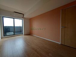 小田急小田原線 成城学園前駅 徒歩29分の賃貸アパート 3階1LDKのリビング/ダイニング