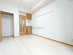 東急世田谷線 三軒茶屋駅 徒歩10分の賃貸マンション 11階1Kのリビング/ダイニング