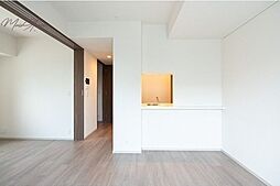 コンフォリア東上野 5階2DKのリビング/ダイニング