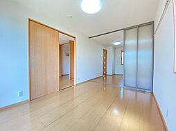 香川県高松市伏石町924-2の賃貸アパート 1階1LDKのリビング/ダイニング