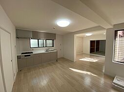 JR高徳線 栗林公園北口駅 徒歩11分の賃貸マンション 2階2LDKのリビング/ダイニング