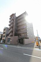 香川県高松市錦町二丁目9-35（賃貸マンション1DK・7階・35.20㎡） その1