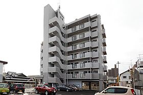 香川県高松市太田上町338（賃貸マンション3LDK・2階・65.27㎡） その1