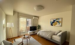 バレーフィールドII 106 1階ワンルームのリビング/ダイニング