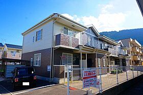 オーブリー新浜 101 ｜ 香川県高松市屋島西町2286番地18（賃貸アパート1LDK・1階・47.93㎡） その1