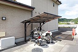 サンフィールドIII 203 2階ワンルームのリビング/ダイニング