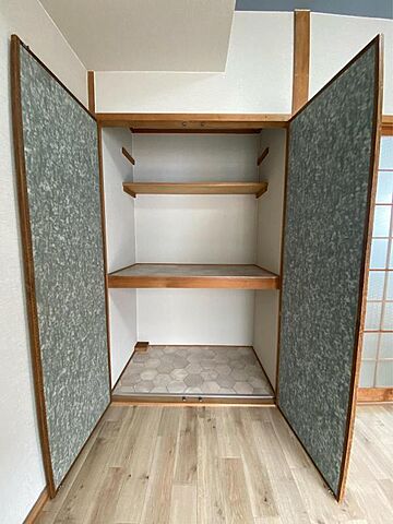 収納