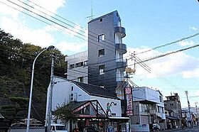 ウエストハイツ 301 ｜ 香川県高松市西宝町三丁目10-8（賃貸マンション1R・3階・23.60㎡） その1