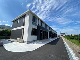 リーゾス 102 ｜ 香川県高松市香西南町171-1（賃貸アパート1K・1階・31.09㎡） その1