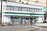 周辺：【コンビニエンスストア】ファミリーマート 東淀川駅前店まで184ｍ