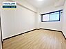 洋室：お住まい購入に向けての『質問』・『疑問』。具体的に何を準備をして進めたらいいのか？些細な事でも何でも質問して下さい。安心してお住まいが購入出来るようサポート致します!