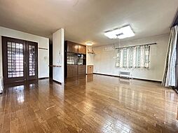 熊本市中央区帯山三丁目 5LDKのリビング/ダイニング