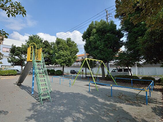 鶴ヶ峰第二公園...