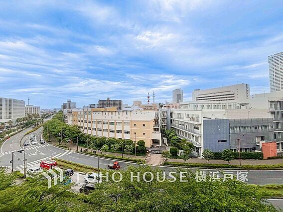 「View」開...
