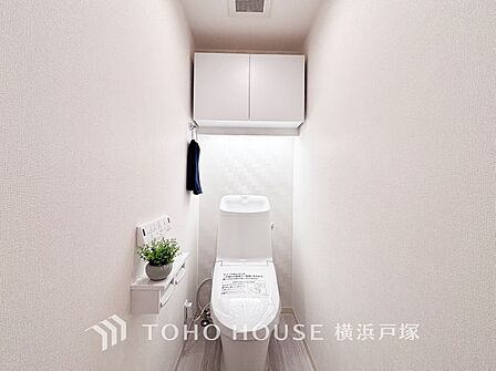 【Toilet】寛ぎだけではない、快適な生活を送る為に必要なもの。毎日使う場所だから、より快適な空間に仕上げられています。