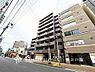 外観：「Appearance」流行に左右されず、将来にわたって価値が継続する「上質」な佇まい。おしゃれな雰囲気や自然の潤い、親しみやすさといった個性を、街に新たな価値をもたらし続ける。
