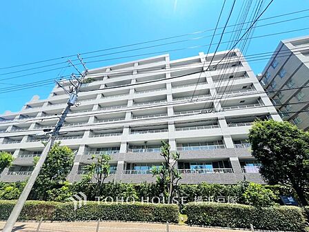 「Appearance」都市の暮らしにフィットする住まい。快適な住空間と利便性を兼ね備え、日々を心地よく過ごせそうです。