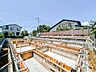 外観：未完成だからこそ広がる想像、完成を迎える瞬間に生まれる感動が、日々の暮らしを彩る特別な住まい。(2026.7)