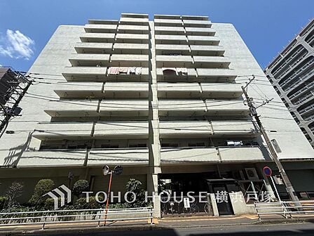 【Appearance】穏やかな風と陽光を導き、プライバシーに配慮された設計プランを採用。