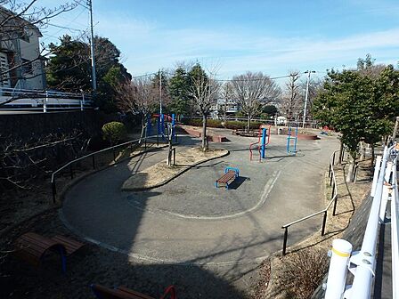 境之谷公園まで約600m。