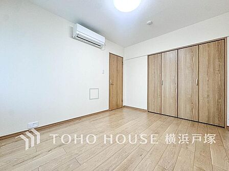 【Room】心安らぐプライベート空間。シンプルで機能的な居室が、日々の生活に快適さと豊かさをプラスします。