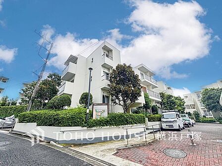 「Appearance」爽やかな青空の下に贅沢なほどに降り注ぐ陽光、豊かな居住性と、クオリティが見事に調和した住空間は、住まうことの喜びを感じさせてくれます。