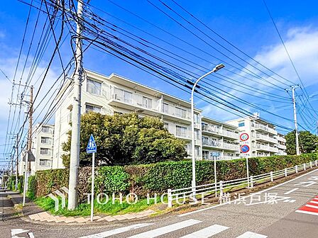 【Appearance】住む人を映し出す洗練された佇まいは、いつまでも輝き続けながらいつしか街の風景に溶け込んでいきます。