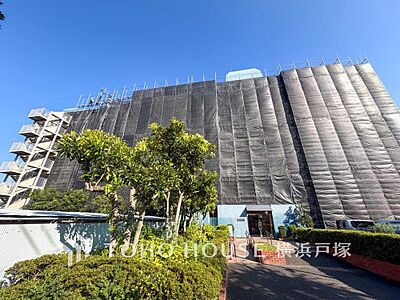 外観：おしゃれな雰囲気や自然の潤い、親しみやすさといった個性を、街に新たな価値を齎し続けることでしょう。