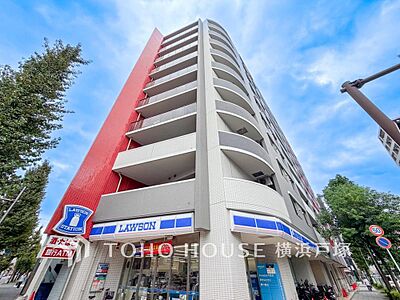 外観:【Appearance】その邸が魅せる、気品・上質・重厚感・細やかさ、そのすべては訪れた者に安らぎと品性を与える特別な空間です。ここに住むからこそ意味がある。すべての(始まり)をここから迎えます。 外観:【Appearance】その邸が魅せる、気品・上質・重厚感・細やかさ、そのすべては訪れた者に安らぎと品性を与える特別な空間です。ここに住むからこそ意味がある。すべての(始まり)をここから迎えます。