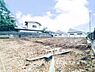 外観：住まいの全体像が少しずつ見えてくる建築現場。外観や街並みとの調和にも思いを巡らせながら、新生活のイメージを膨らませていただけます。(2026.9撮影)