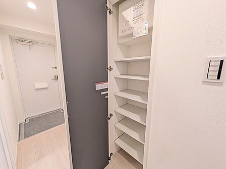 廊下収納