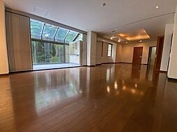 京福電気鉄道北野線 宇多野駅 徒歩15分の賃貸マンション 2階3LDKのリビング/ダイニング