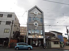 京都府京都市右京区山ノ内西八反田町（賃貸マンション1LDK・3階・40.00㎡） その1