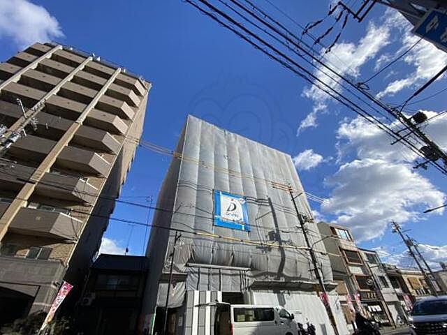 17 / 21