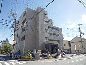 京都府京都市南区東九条西明田町20番1号（賃貸マンション1K・5階・30.66㎡） その1